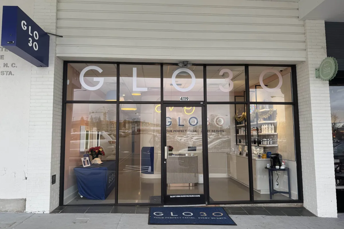 GLO30 Charlotte Park Road